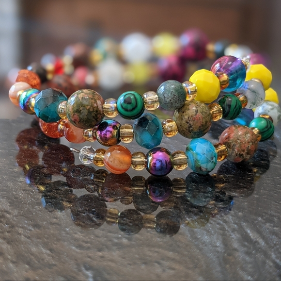 Hand Crafted Jewelry - Howlite Unakite Crystals Gemstone Energy Bracelet Handmade Cute Sparkly
